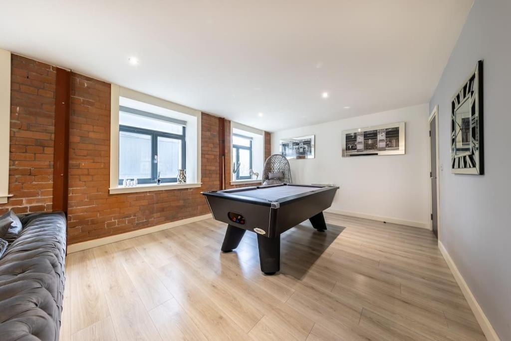 2 Bed Apartment With Pool Table Bradford  Esterno foto