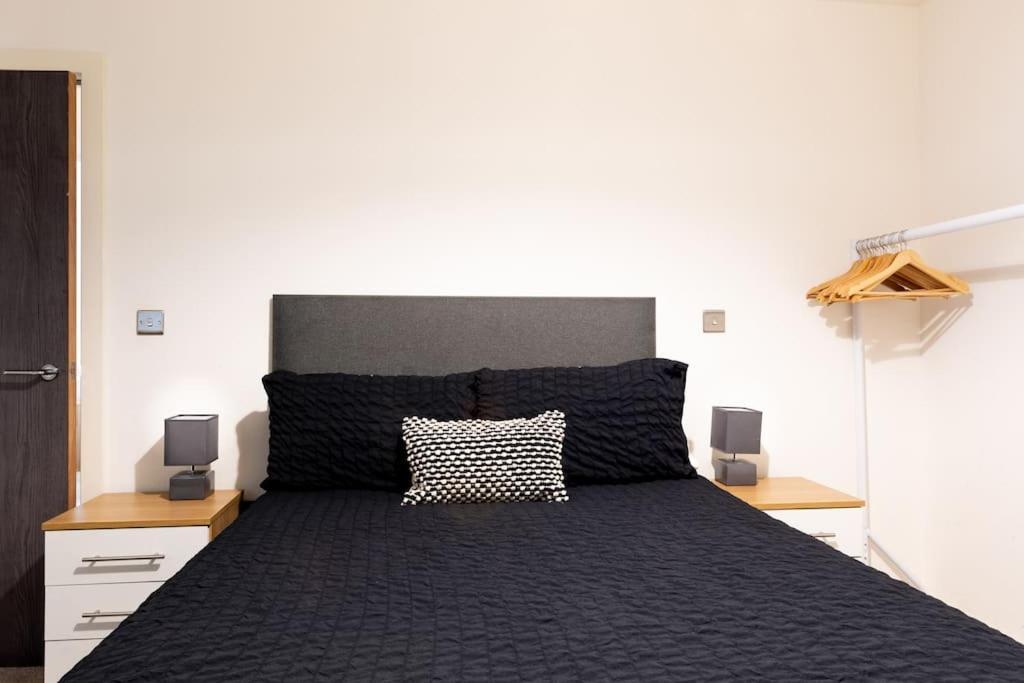 2 Bed Apartment With Pool Table Bradford  Esterno foto